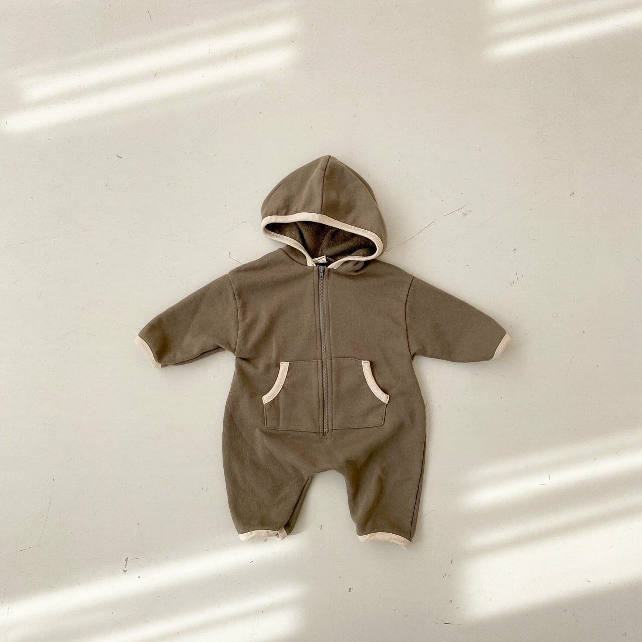 Bebe Holic One-Pieces 3-6 months / khaki Wind Jumpsuit