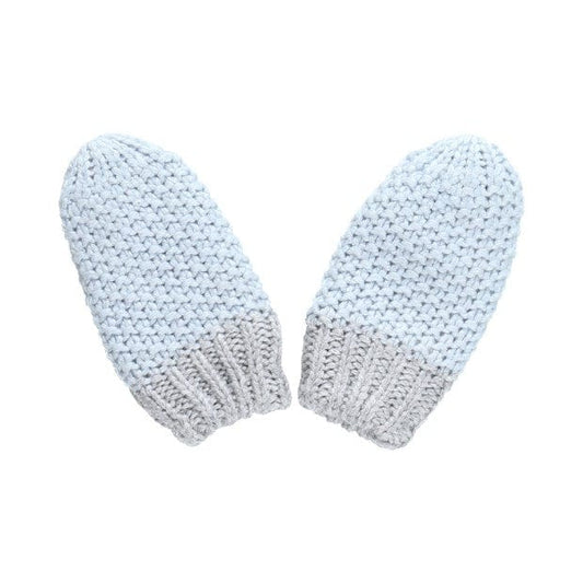 Noukie's Winterwear Light blue knit mittens