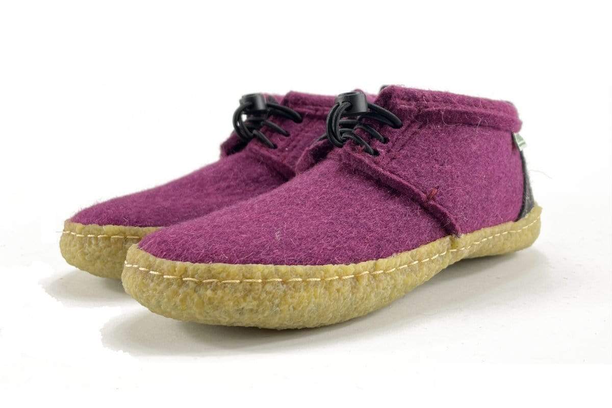 Kyrgies Slippers Laced Tengries Walkabouts - Magenta